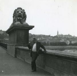 Józef Piotrowski na Moście Łańcuchowym