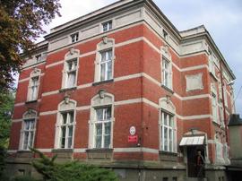 Budynek Akacjowa 10