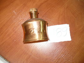 Miedziana butelka