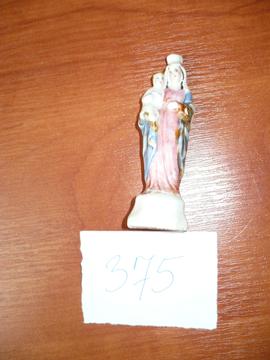 Figurka Matki Boskiej z Dzieciątkiem na ręku